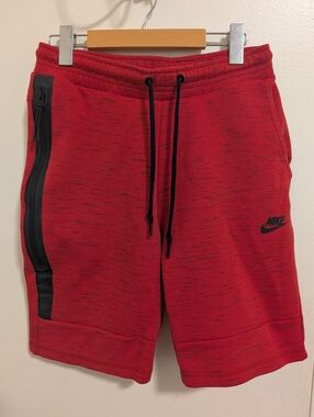 Nike Tech Fleece Shorts Size S Red And Black 2015 628984-696